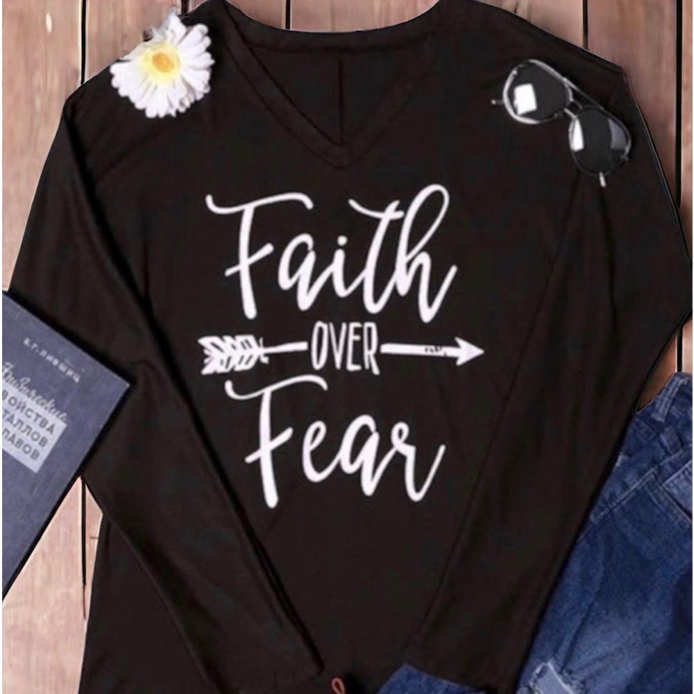 Faith Over Fear Graphic Long Sleeve XL